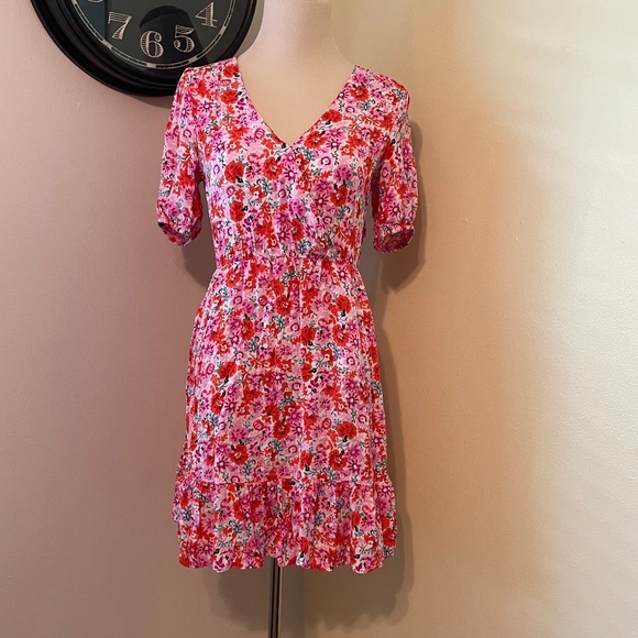 Lucky Brand XS Super soft floral dress with sleeves and POCKETS! - Picture 1 of 8